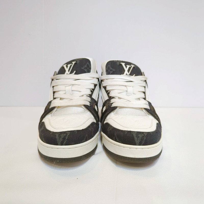 莉亞精品♡LV 黑牛仔Trainer 尺碼5.5-4