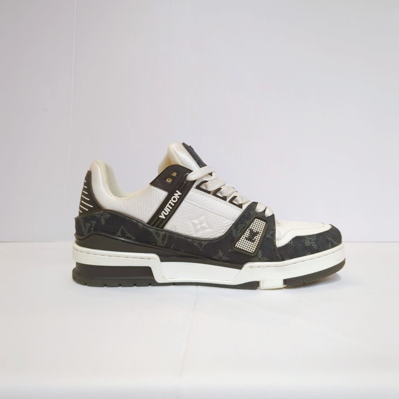 莉亞精品♡LV 黑牛仔Trainer 尺碼5.5-9