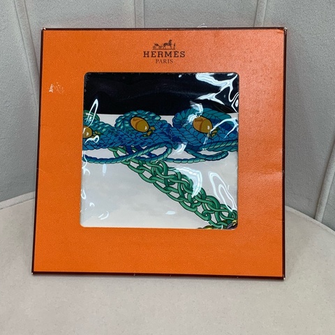 Hermes 罕有騎士絲巾 黑邊 90*90 O716