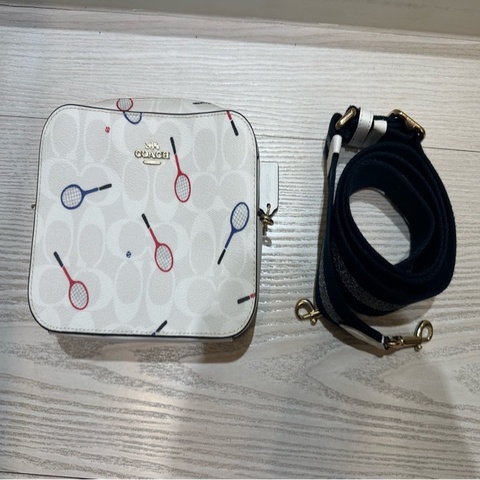 Coach 白色 網球系列 圖案 斜背小包 手拿包 收納包