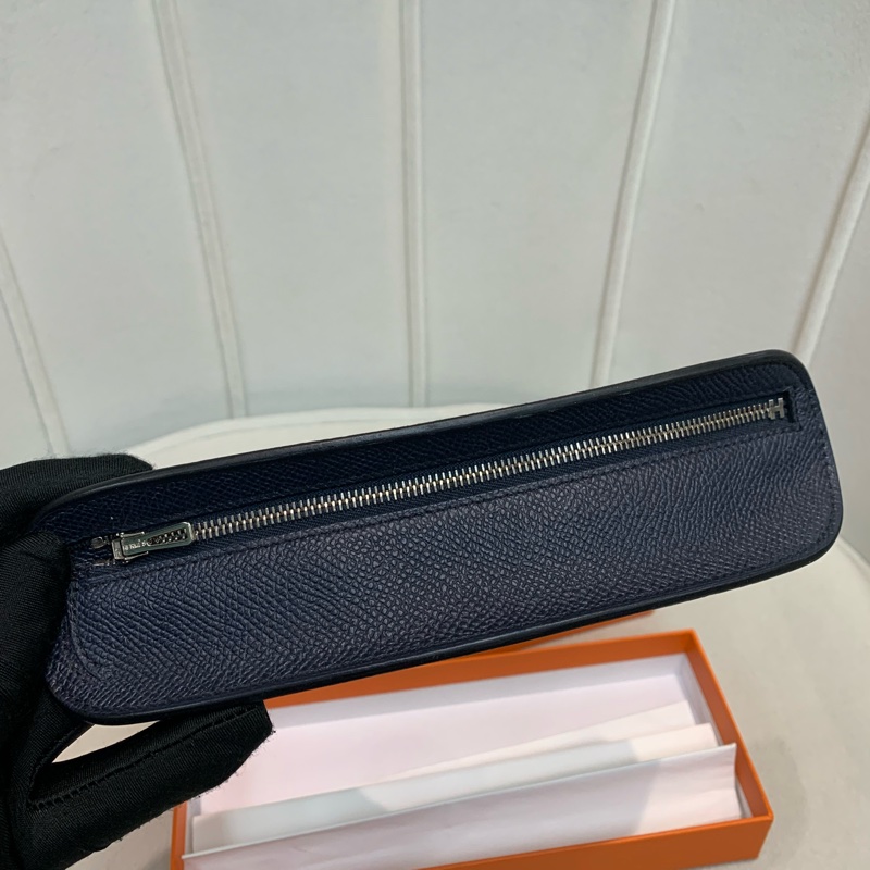 Hermes 藍色 Epsom 筆袋 O732-11