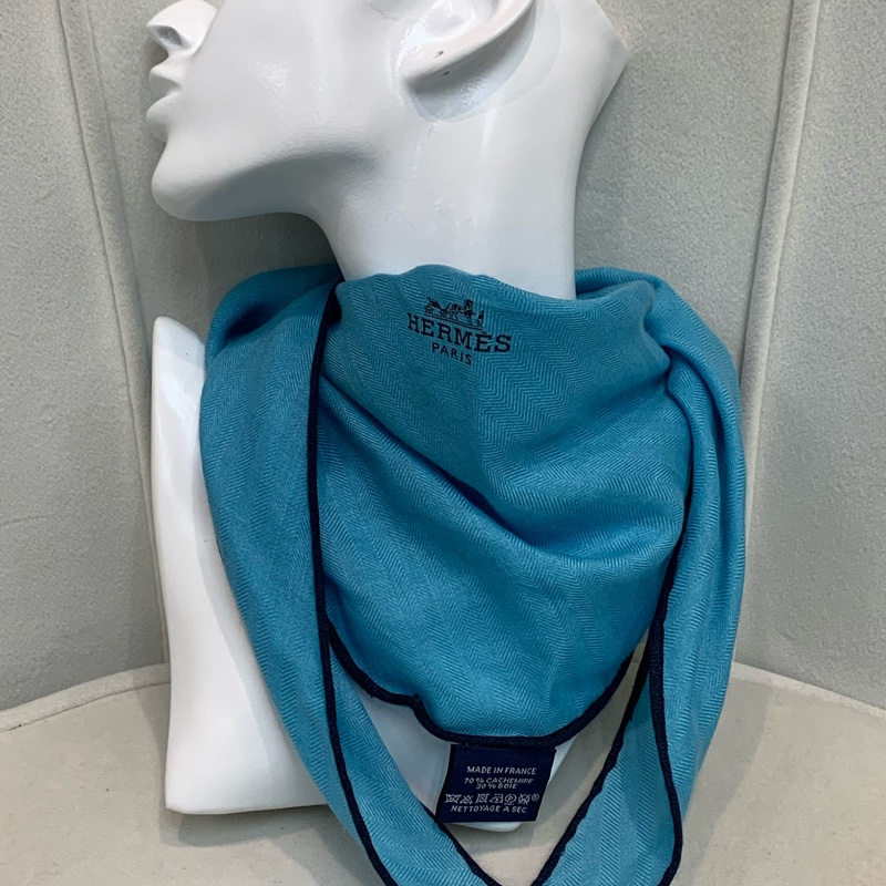 Hermes 人字紋 彩藍色菱形圍巾 O859-2