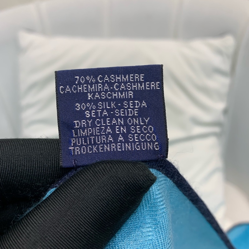 Hermes 人字紋 彩藍色菱形圍巾 O859-10