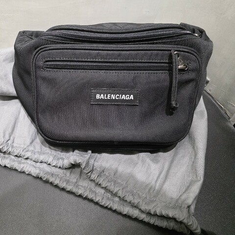Balenciaga 腰包