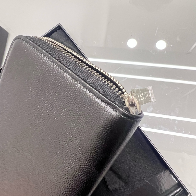 Chanel 小香 魚子醬ㄇ拉長夾 #9新割愛22800質感又時髦好用 男女都適合 日常使用出國旅行也很方便 #原廠盒 #保卡雷標都在 #買到賺到-7