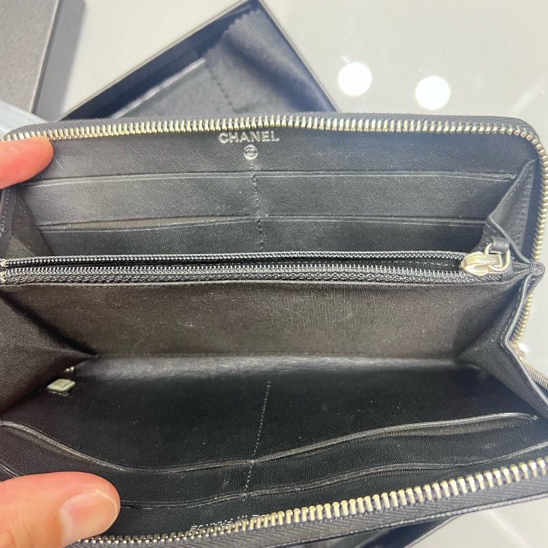 Chanel 小香 魚子醬ㄇ拉長夾 #9新割愛22800質感又時髦好用 男女都適合 日常使用出國旅行也很方便 #原廠盒 #保卡雷標都在 #買到賺到-8