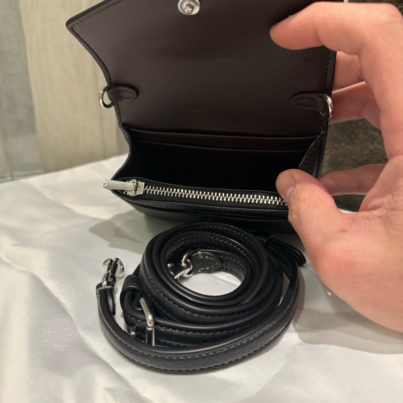 💎COACH黑色荔枝紋卡夾零錢小包-2