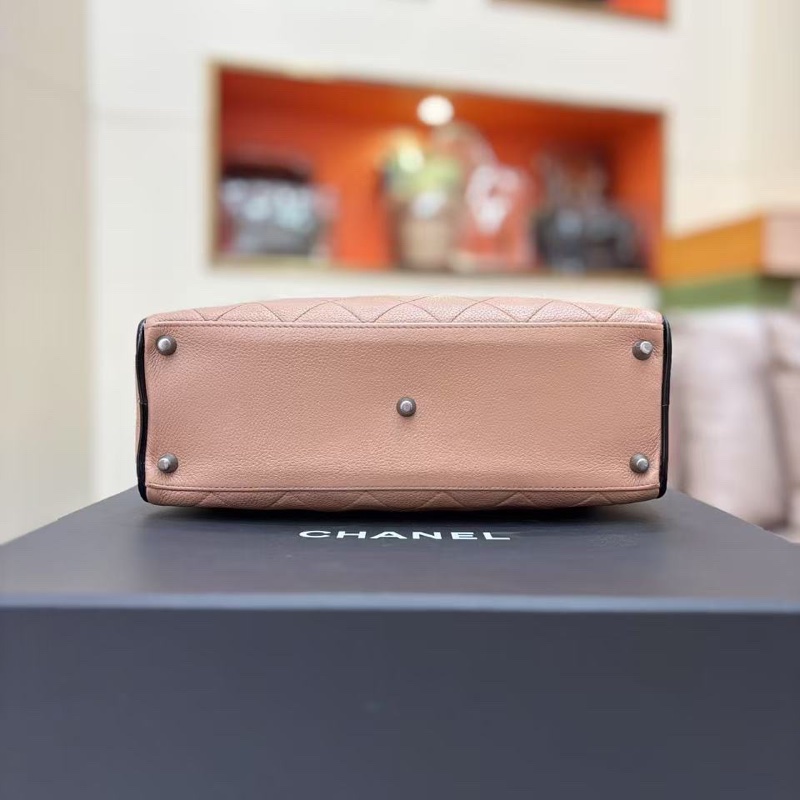 香奈兒Chanel奶茶字母保齡球波士頓小號手提包-4