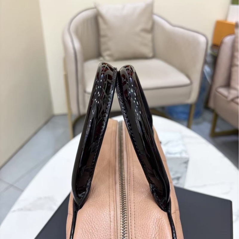 香奈兒Chanel奶茶字母保齡球波士頓小號手提包-6