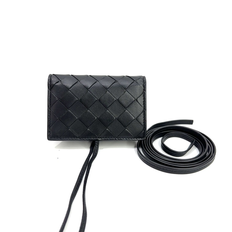 BV 黑羊皮編織下蓋綁帶Mini斜背包-1