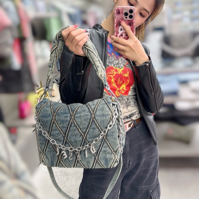 Diesel Charm-D 掛飾logo單肩包 中號 牛仔藍-2