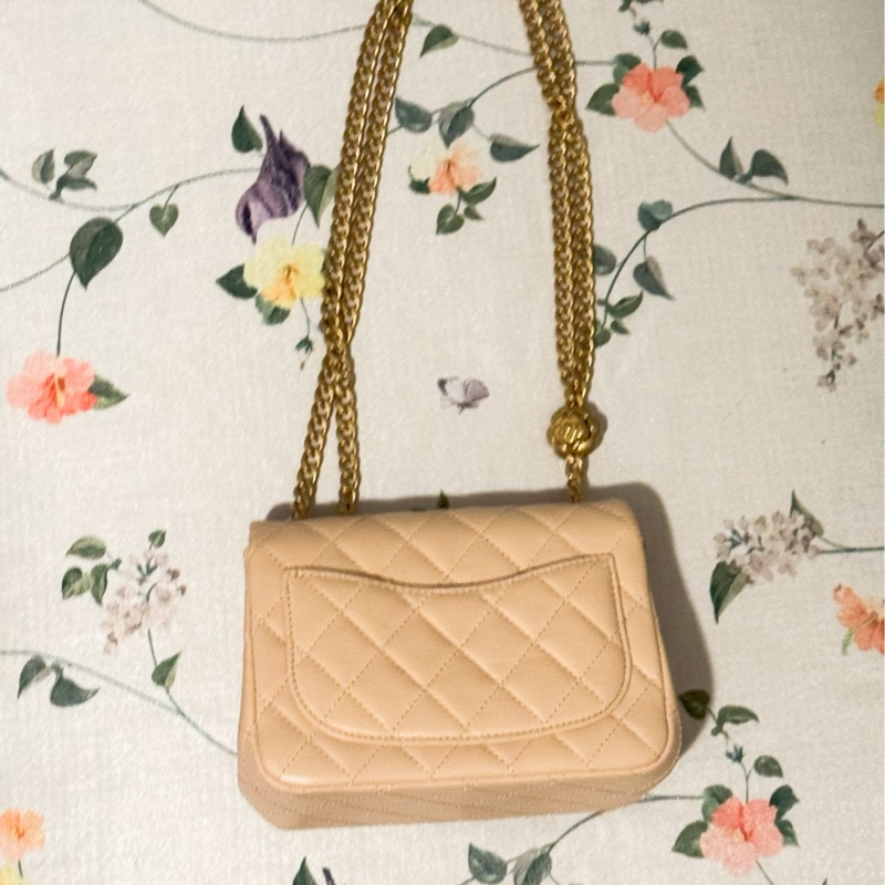 95% new Chanel mini square 17cm-1