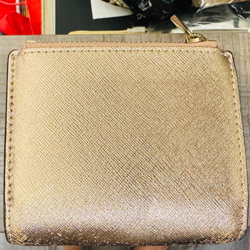 TORY BURCH 玫瑰金防刮皮短夾-3