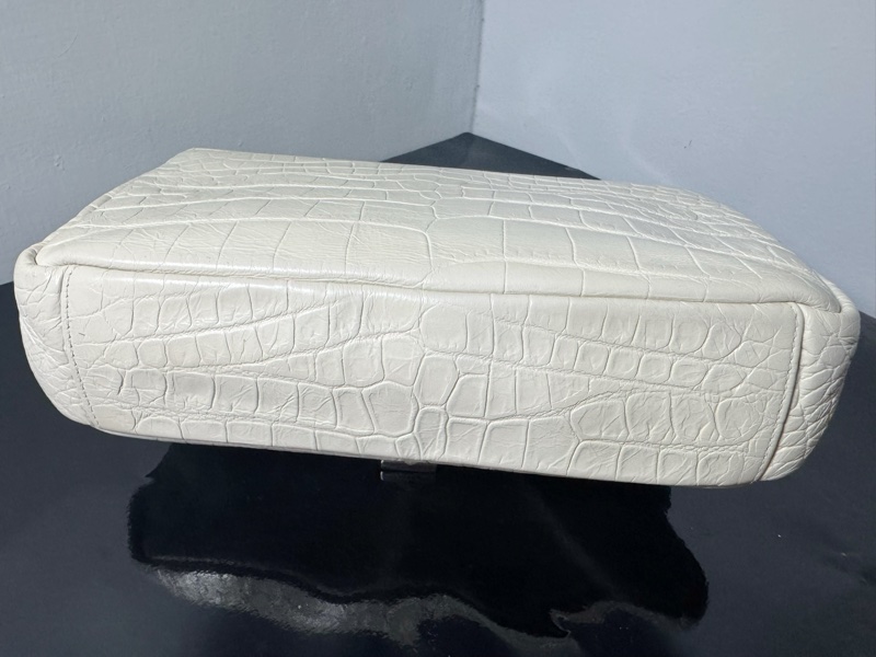 YSL鱷魚皮白色肩背包-5