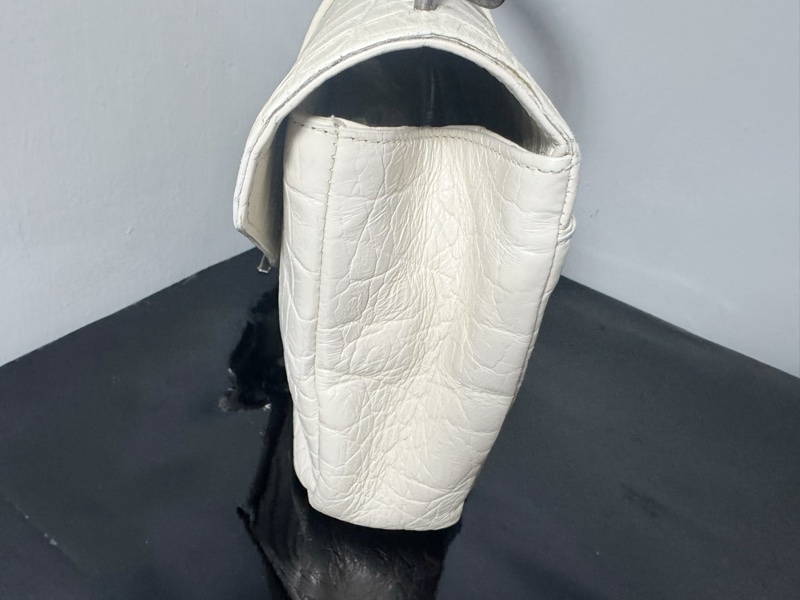 YSL鱷魚皮白色肩背包-7