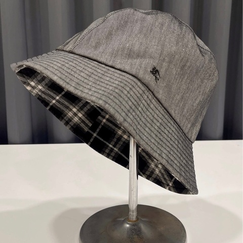 BURBERRY  藍標 格紋戰馬漁夫帽