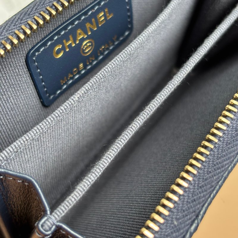 ::CHANEL::海軍藍色菱格荔枝紋牛皮淡金色雙C拉鍊零錢包-12