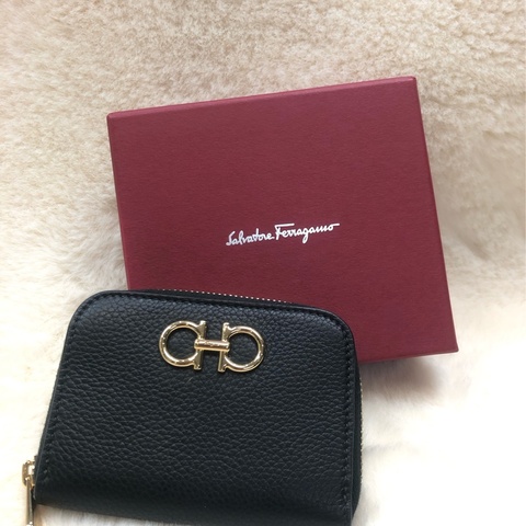 Ferragamo 菲拉格慕 黑金 荔枝皮紋卡包 XA771
