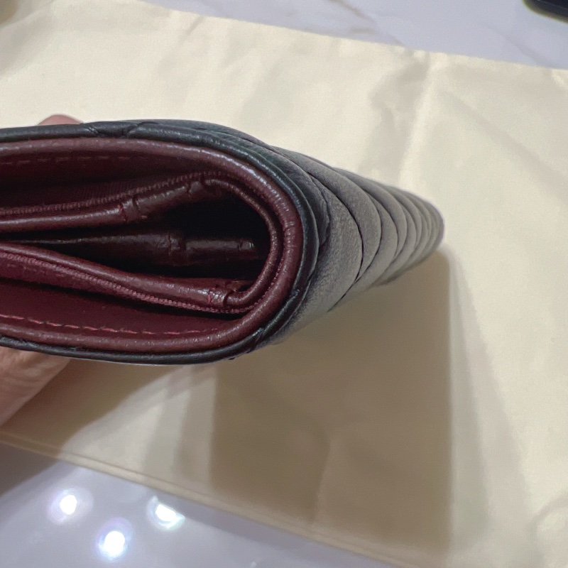 香奈兒羊皮對開長夾(黑)-10