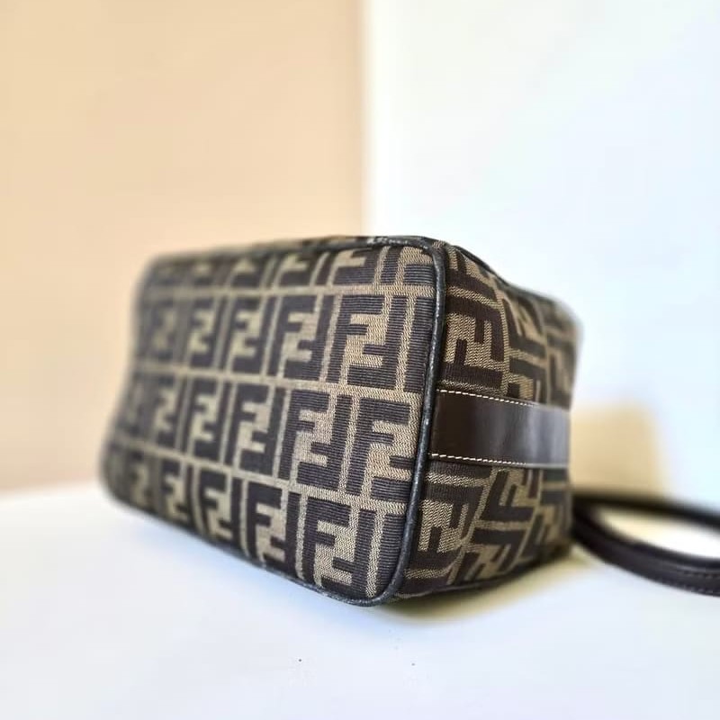 【LA LUNE】絕版古董包 Fendi中古二手老花盒子 側背包 斜孭包 皮革包 單肩包-8