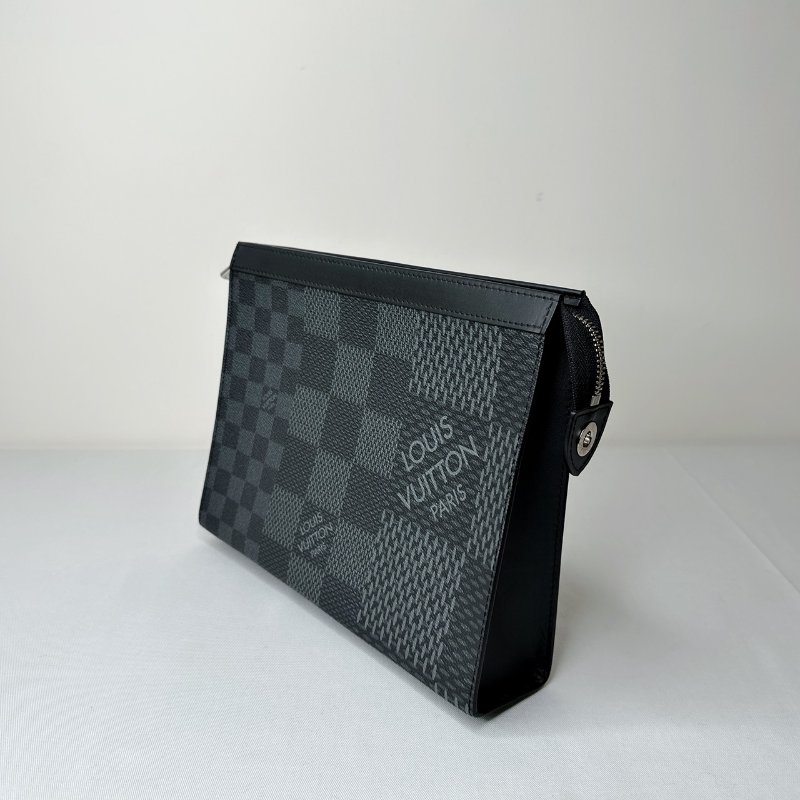 LV 棋盤格Voyage手拿包-2