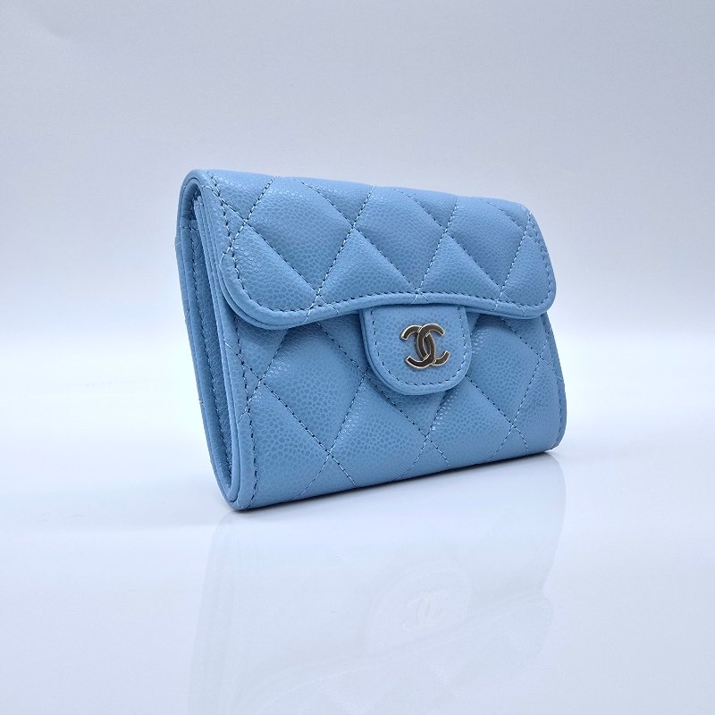 (全新品✨晶片款)CHANEL 香奈兒 雙C LOGO菱格紋 寶寶藍 牛皮 名片夾 卡片夾｜AP0214-3