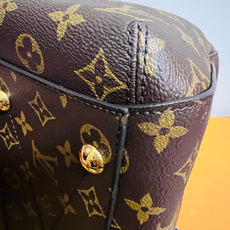 LV中款蒙恬包❤️M41056~ 95近新「LV MONTAIGNE BB 」~肩背包、手提包、斜背包-10