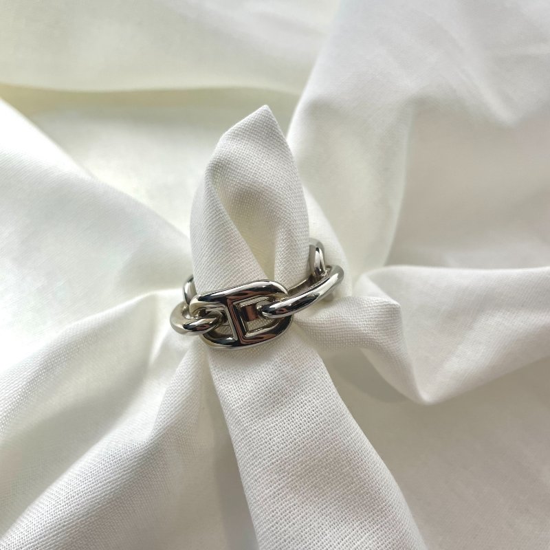 現貨Hermes豬鼻子銀色絲巾環-1