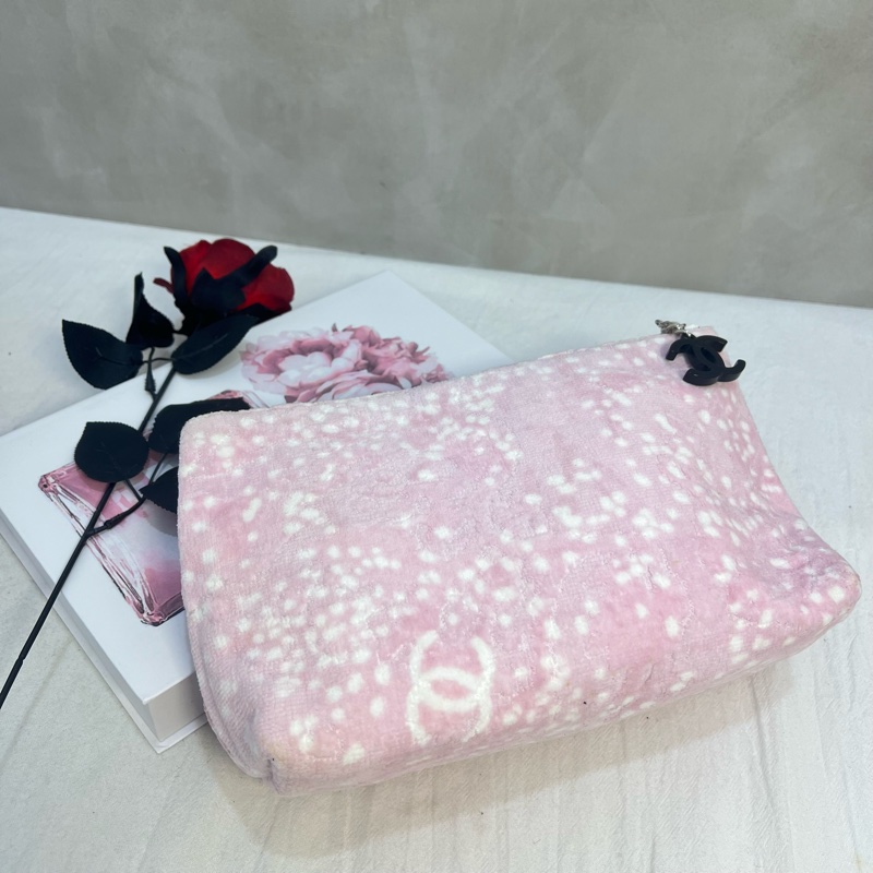 Chanel 粉色毛絨 化妝包-1