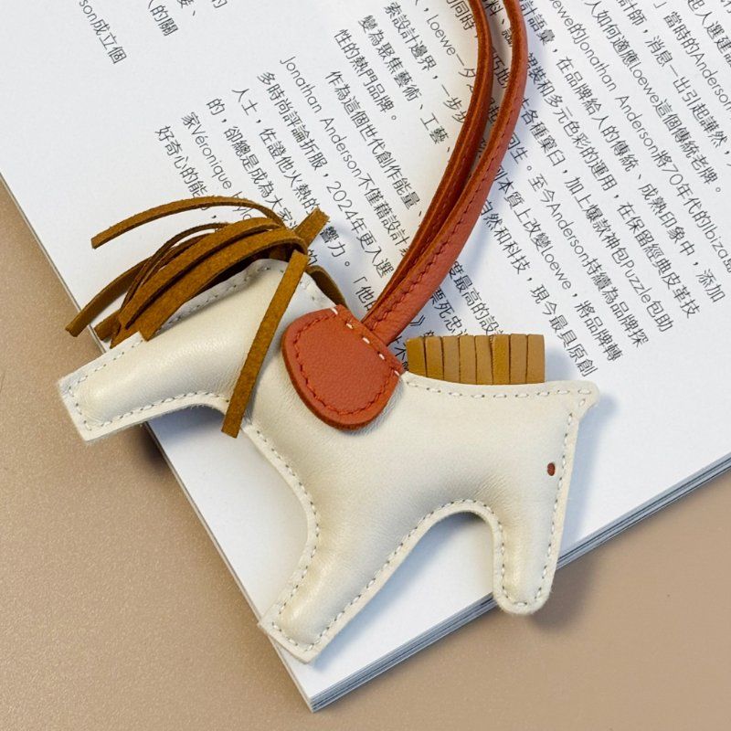 ::HERMES:: Rodeo 奶昔白小馬 x 芝麻色 拼接南瓜橘 吊飾-14