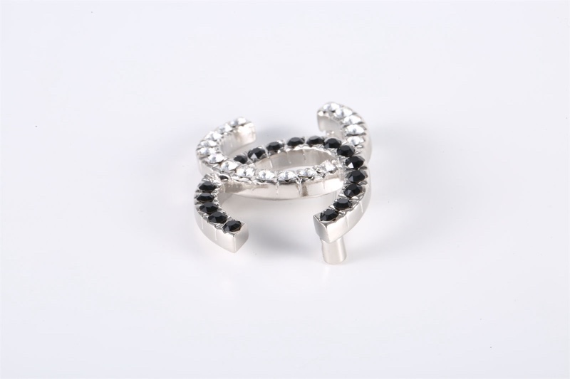 CHANEL(香奈兒)  合金 23B 黑白雙C水鑽 胸針-4