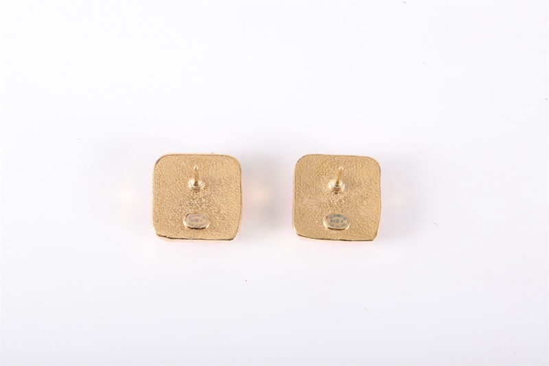 CHANEL(香奈兒) 合金 23K 琺瑯方塊 雙C耳釘-3