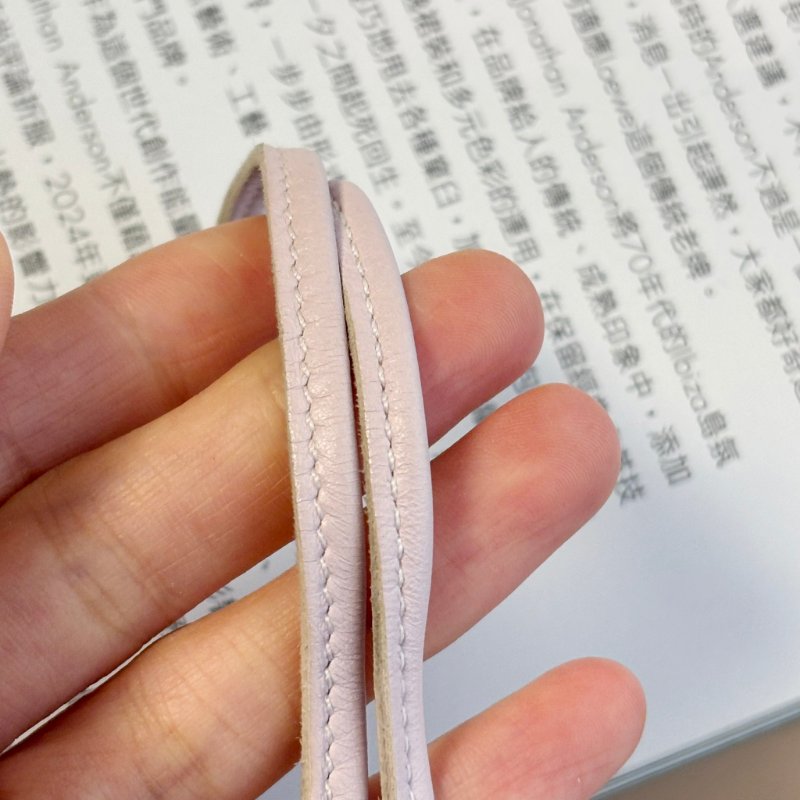 ::HERMES:: Rodeo 奶昔白小馬 x 棕色 拼接淡粉色 吊飾-8