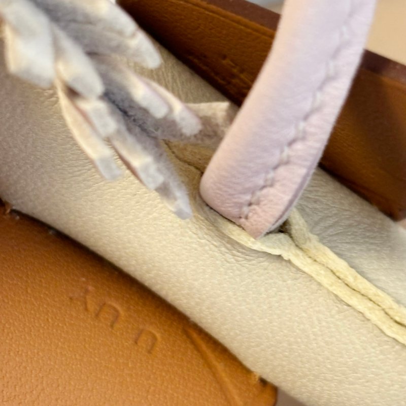 ::HERMES:: Rodeo 奶昔白小馬 x 棕色 拼接淡粉色 吊飾-13