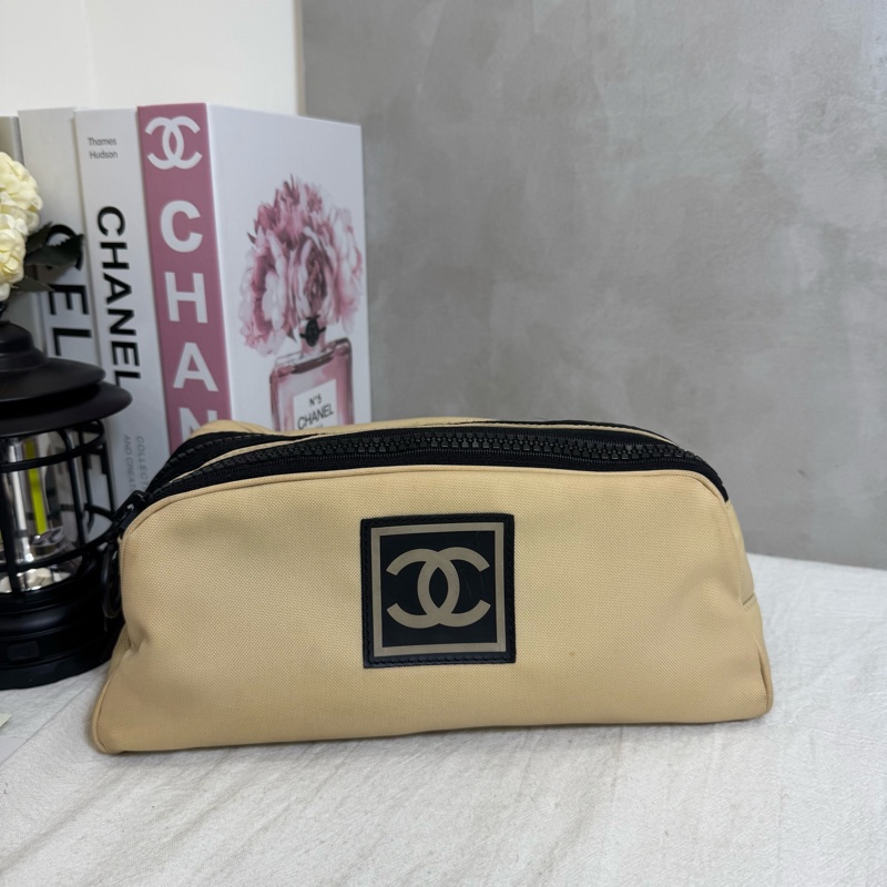 CHANEL奶茶拼黑 帆布手拿包-1