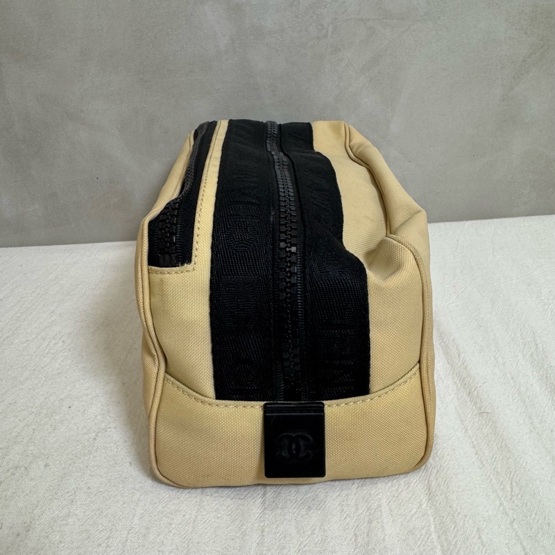 CHANEL奶茶拼黑 帆布手拿包-4