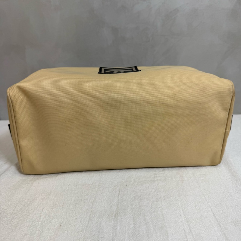 CHANEL奶茶拼黑 帆布手拿包-6