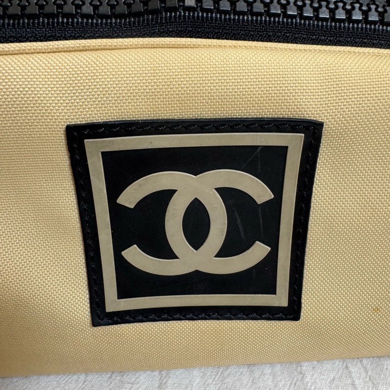 CHANEL奶茶拼黑 帆布手拿包-7