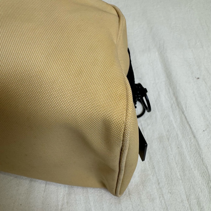 CHANEL奶茶拼黑 帆布手拿包-10