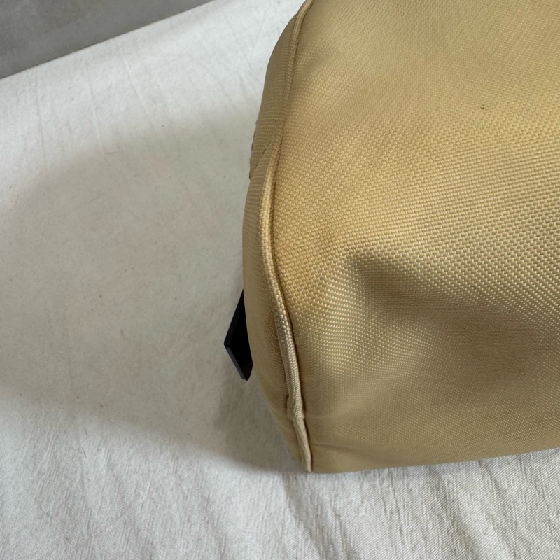 CHANEL奶茶拼黑 帆布手拿包-11