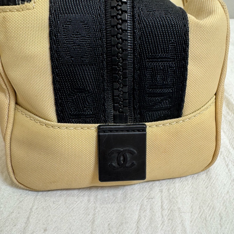 CHANEL奶茶拼黑 帆布手拿包-15