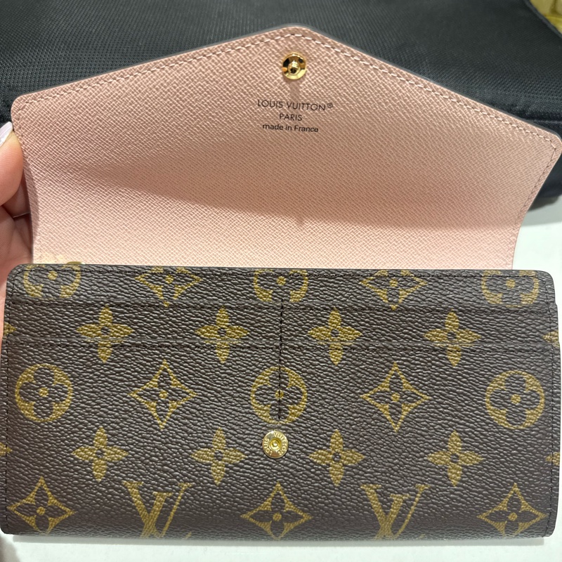 LV Louis Vuitton路易威登 M62235經典SARAH系列Monogram帆布印花暗釦長夾(芭蕾粉)-1