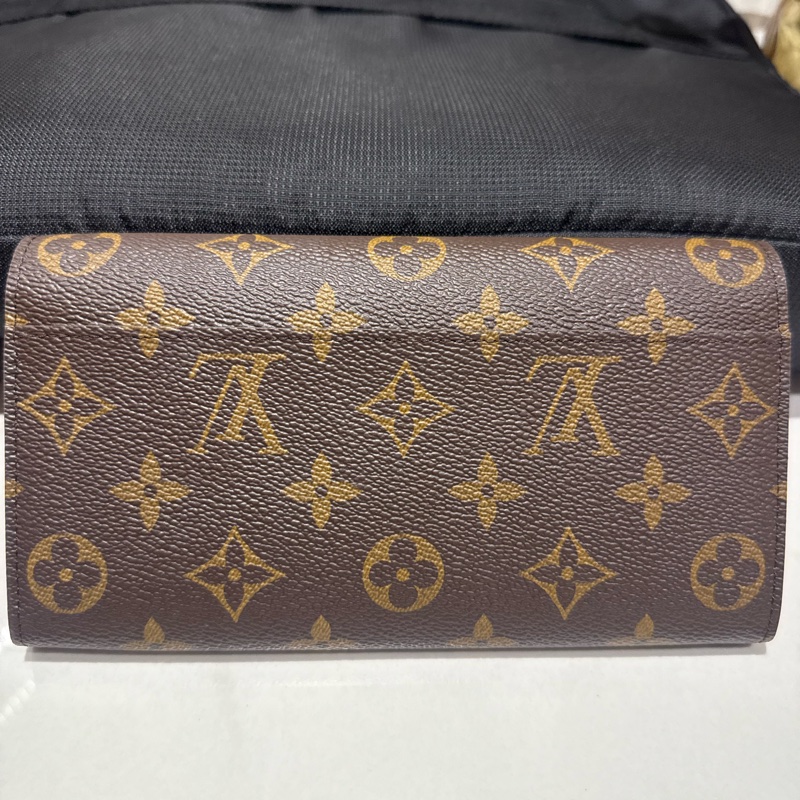 LV Louis Vuitton路易威登 M62235經典SARAH系列Monogram帆布印花暗釦長夾(芭蕾粉)-3
