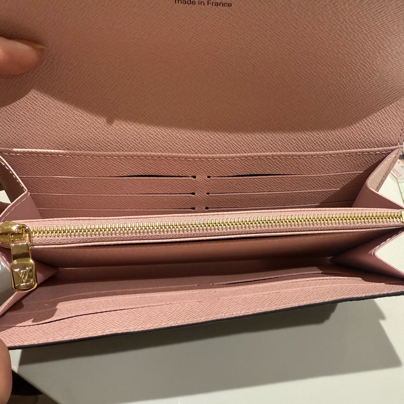 LV Louis Vuitton路易威登 M62235經典SARAH系列Monogram帆布印花暗釦長夾(芭蕾粉)-6