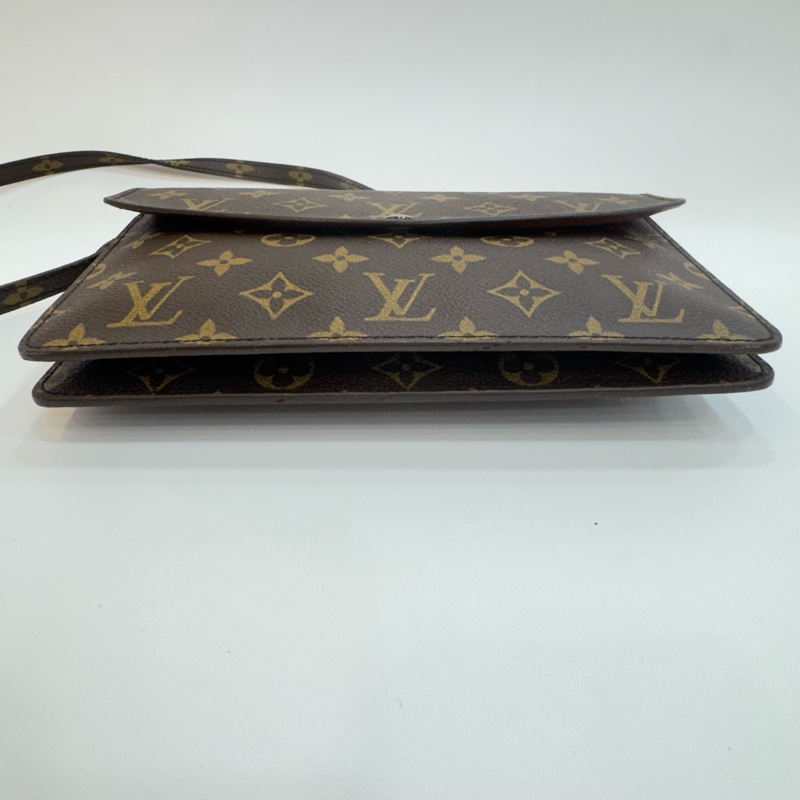 Louis Vuitton 雙面豆豆信封斜背包-7