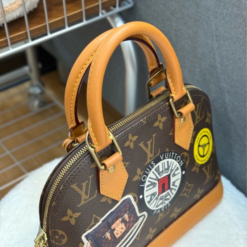 | 徽章限量款 🎖️｜Lv alma bb 貝殼包-14