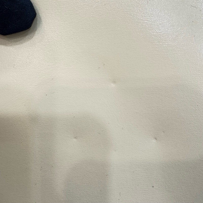 HERMES 奶白色牛皮鎖頭手拿包-11