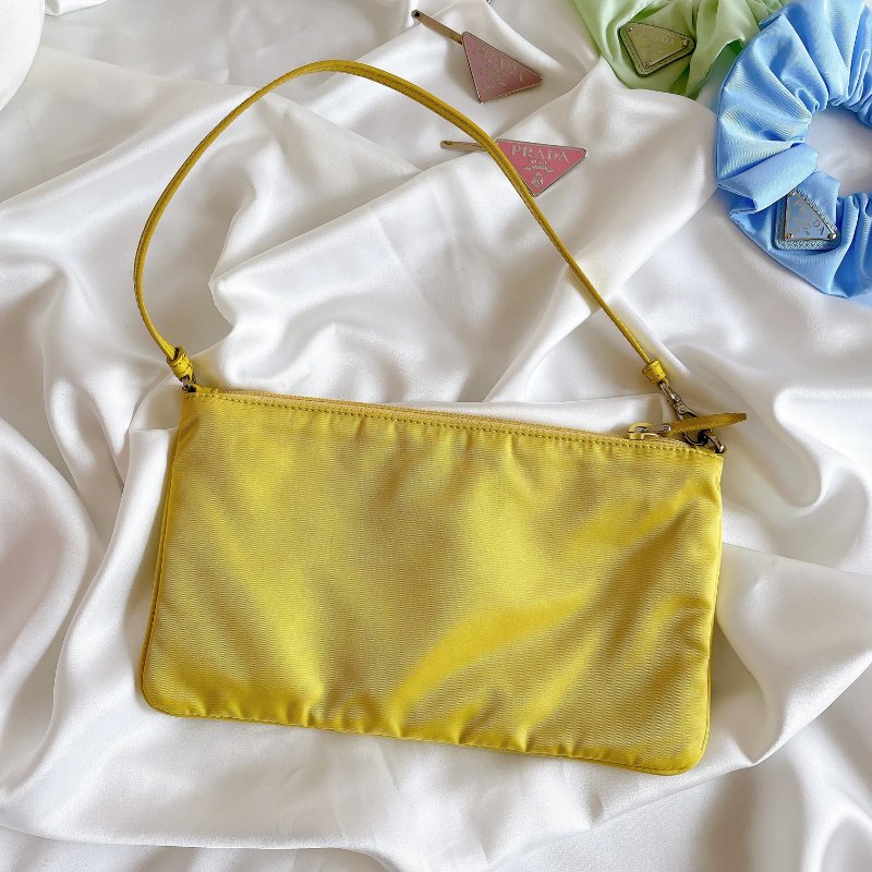 Prada 黃色再生尼龍腋下包-1