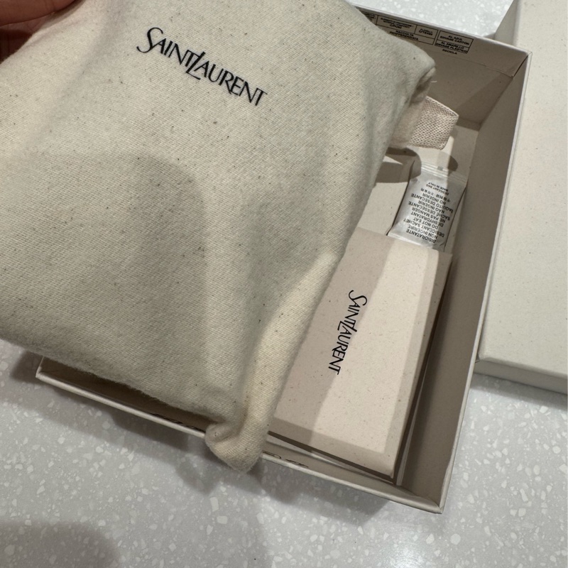 YSL 魚子醬黑金信封單層卡包(全新正品)-11