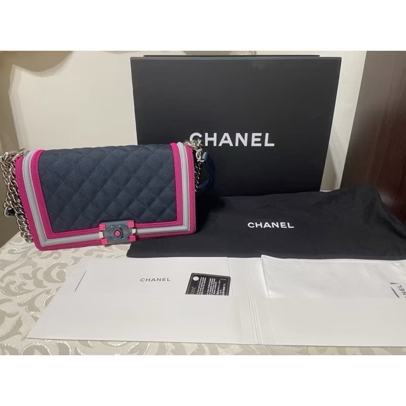 Chanel boy布面包-0